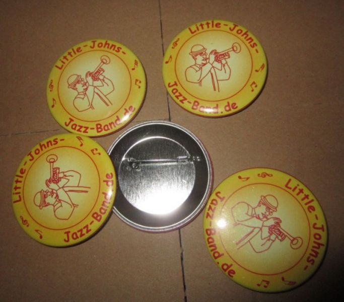 Buttons vorne hinten